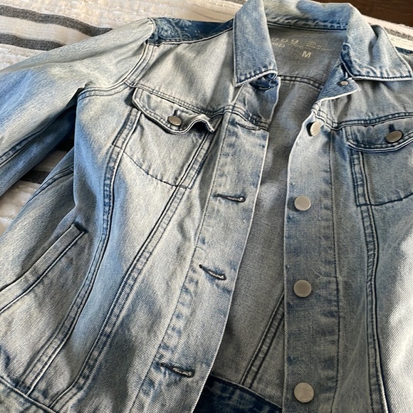 Gap Jean jacket - Picture 2 of 3